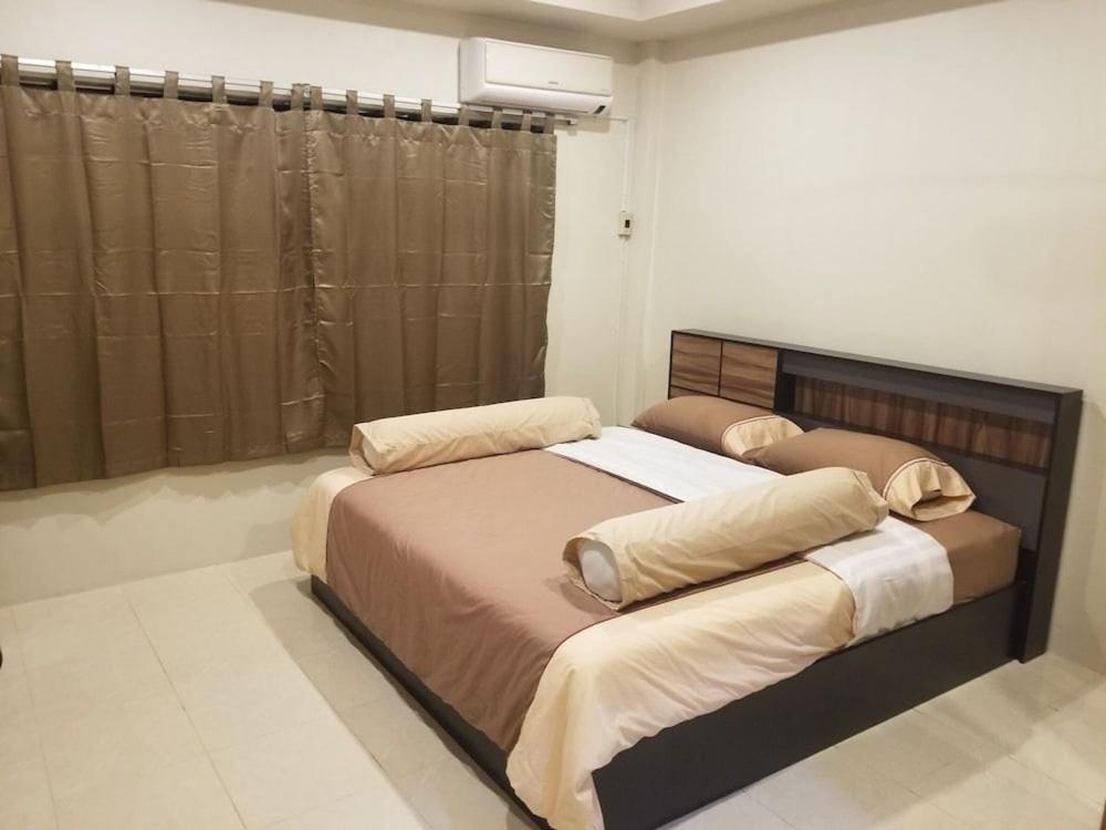 The Main Event Pattaya Bed & Breakfast Eksteriør bilde